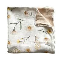 Couverture Bébé en Mousseline Douce 47"x40" Réversible à Petits Imprimés Étoiles et Pompons – Respirante pour Landau et Berceau