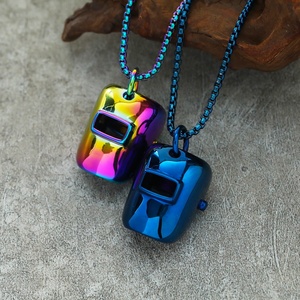 Collares con Colgante de Moda, Colgante de Máscara de Soldadura de Acero Inoxidable, Joyería Hip Hop, Diseño Personalizado, Collar Moderno para Hombre, Regalo Único - Product Image 4