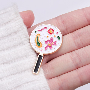 Mikroskop kustom pin Enamel perhiasan Sains lucu Lapel lencana mikrobiologi Paramecium bros stok Souvenir Casted - Product Image 6