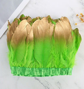 Venta barata oro 15-20 cm Punta de ganso pluma flecos plata plumas adornos para carnaval fiesta Ropa Decoración de encaje dorado - Product Image 2