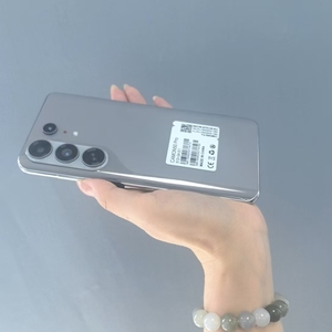 สมาร์ทโฟนรุ่นใหม่ TECNO Camon 50 Pro มาพร้อมกับกล้อง 108MP รองรับ 5G LTE CDMA หน่วยความจำ 16GB+1TB และเป็นเวอร์ชันสากล - Product Image 1