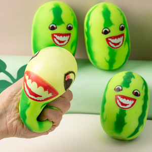 Juguete de descompresión musical de frutas transfronterizo, muñeco de simulación de sandía, juguete creativo de frutas y verduras para amasar, unisex para oficina - Product Image 2