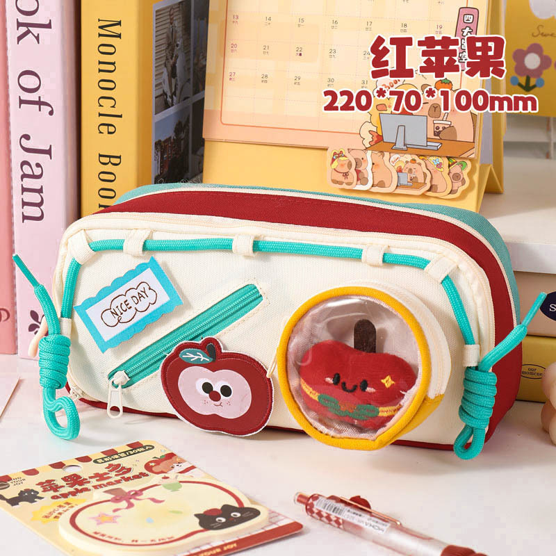 Manzana roja con cordón