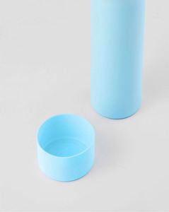 ขวดน้ำสเตนเลสเก็บความร้อนขนาด650มล. ผนังสองชั้นแบบพกพาโลโก้ได้ตามต้องการ - Product Image 4