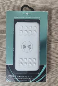 Banco de Energía Inalámbrico con Succión, 10000 mAh, con Logotipo LED Luminoso - Product Image 6