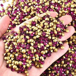 Strass en cristal OLeeya à dos pointu, strass pour nail art, strass en verre super brillant à fond pointu, accessoires de manucure en diamant scintillant - Product Image 2