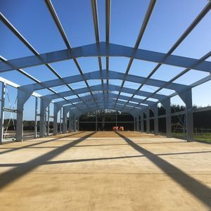 Structure en acier préfabriquée de conception moderne à bas prix Atelier d'entrepôt Bâtiment pour l'industrie métallurgique Construction d'un <span class=keywords><strong>hangar</strong></span> de stockage - Product Image 3