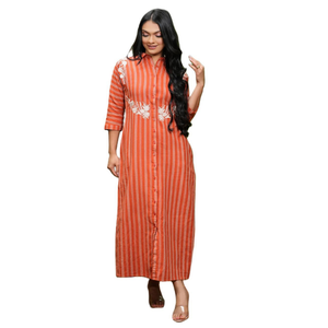 Vestido Camisero Maxi de Algodón y Lino con Rayas Naranjas, Duradero y de Lujo, Casual para Mujer, La Vivente, Manga 3/4, Moderno y Femenino - Product Image 1