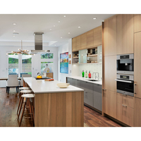 Meubles de cuisine complets personnalisés populaires avec îlot, style moderne, en placage de bois, armoires de cuisine automatiques, comptoir en quartz