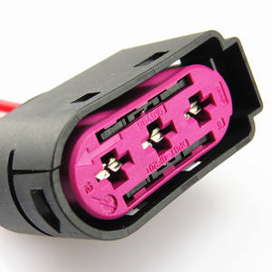 Piezas de automóvil 1J0937773 caja de fusibles Cable de enchufe de conector de 3 pines para VW Beetle <span class=keywords><strong>Bora</strong></span> Golf <span class=keywords><strong>MK4</strong></span> A3 TT Octavia Seat Leon Toledo - Product Image 4