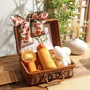 Juego de caja de regalo <span class=keywords><strong>para</strong></span> <span class=keywords><strong>empleados</strong></span>, cesta de mano tejida de ratán pequeña Vintage, cesta de Picnic <span class=keywords><strong>para</strong></span> regalo de cumpleaños <span class=keywords><strong>para</strong></span> niñas con recuerdos - Product Image 5