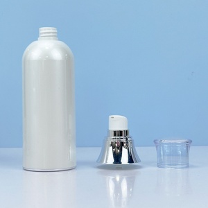 Nouvelle conception de luxe, ensemble complet d'emballages cosmétiques sans air, pot de crème pour le visage en acrylique blanc et flacon de lotion avec épaule argentée - Product Image 6