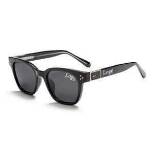 แว่นกันแดดขายส่ง กรอบ TR90 สีดำ รุ่น 2026 แว่นกันแดดสั่งทำโลโก้ แว่นกันแดดทรงเหลี่ยมขนาดใหญ่ - Product Image 1