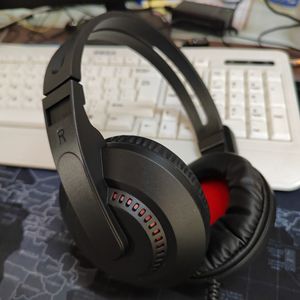 A2 Over Ear Headphones Dynamic Driver Wired Stereo <b>Gaming</b> Headset With Mic Button <b>Control</b> Plastic Material - Product Image 3