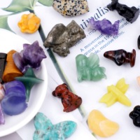 Vente de liquidation B2B mignon cristal artisanat matériel mixte forme animale Mini sculpture pierre de guérison pour la décoration de bureau