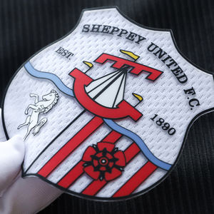 Vente en gros Patchs de transfert de chaleur en silicone surélevé haute densité 3d personnalisés, impression de logos, conceptions d'étiquettes autocollantes pour <span class=keywords><strong>maillot</strong></span> de football - Product Image 6