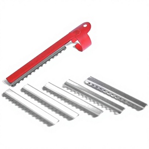 Anillo de acero inoxidable para afeitadora de dedo profesional, herramienta de estilismo de una sola hoja no desechable para entresacar el cabello y afeitar la barba. - Product Image 1