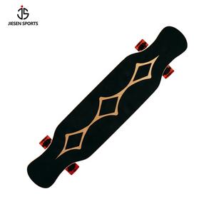ขายส่งแผ่นไม้อัดเมเปิลแคนาดาสําหรับศูนย์สเก็ตบอร์ด Longboard ปรับแต่งล้อสเก็ตบอร์ด Longboard สเก็ตบอร์ด - Product Image 4