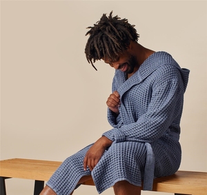 LOGO Custom 100% Cotton <strong>Waffle</strong> Fabric Hoodie Bathrobes High-quality Absorbent Unisex Men Women <strong>Waffle</strong> Hooded <strong>Robes</strong> - Product Image 4