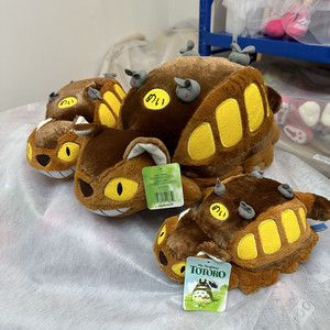 3 taglie Anime giapponese <span class=keywords><strong>il</strong></span> mio <span class=keywords><strong>vicino</strong></span> <span class=keywords><strong>Totoro</strong></span> Catbus peluche figura portachiavi bambola di pezza animale di pezza morbido cartone animato cuscino Plushie - Product Image 1