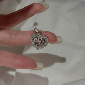 Pendentif Cœur en Argent Pur S925 Effet Glace Brisée, Design Vintage Original, Bijou Léger en Or Rose avec Motif Cœur - Product Image 3