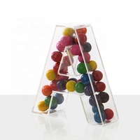 Bac de rangement en forme de grande lettre, conteneur de grande taille transparent en acrylique design de boîte à bonbons