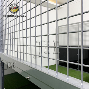 Caja de establos galvanizada barata de tamaño personalizado para caballos, puerta corredera con relleno de HDPE para alquiler - Product Image 3