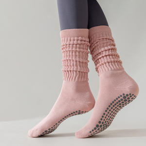 Calcetines Antideslizantes Personalizados para Yoga, con Logotipo Personalizado, Etiqueta Tejida, Calcetines Largos para Pilates - Product Image 2