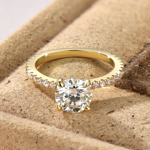 Bague de fiançailles classique en moissanite 8 mm 2,0 ct pour femme avec certification GRA - Product Image 5