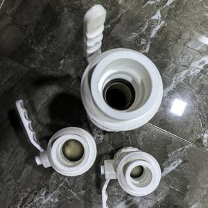 Robinet à bille manuel à haut débit PPR, double joint, tout plastique, raccords de tuyauterie d'eau 4/6 points, structure OEM personnalisable - Product Image 2