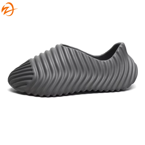 Dernier trou chaussures d'eau pantoufle grande taille 39-46 plage sandale hiver Sport <span class=keywords><strong>squelette</strong></span> pantoufles avec mousse coureur et amorti - Product Image 2