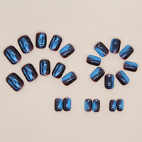 Faux ongles à presser carrés effet œil de chat bleus, en acrylique, couvrance totale, avec design pailleté brillant
