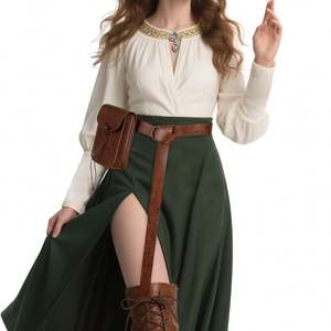 Bolsa de Cuero Sintético Marrón de Estilo Vintage con Cierre de Cordón y Broche de Madera para una Estética Medieval Renacentista - Product Image 5