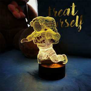 3D Illusion Light Touch <span class=keywords><strong>Sensor</strong></span> Astronaut Nachtlicht USB-betriebene Schlafzimmer Nachttisch lampe Luces Dekorieren Sie Weihnachts geschenke - Product Image 1