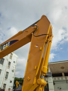 รถขุดมือสอง Caterpillar 320C ราคาถูก ประหยัดน้ำมัน เหมาะสำหรับงานฟาร์ม ถนน เหมือง และก่อสร้าง จัดส่งรวดเร็ว - Product Image 4
