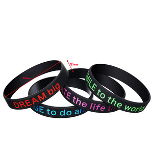 Pulsera de Silicona <span class=keywords><strong>con</strong></span> Frase Motivacional, Brazalete de Goma <span class=keywords><strong>con</strong></span> Logotipo Personalizado, Pedido al por Mayor OEM, Mensaje Inspirador para Eventos - Product Image 4