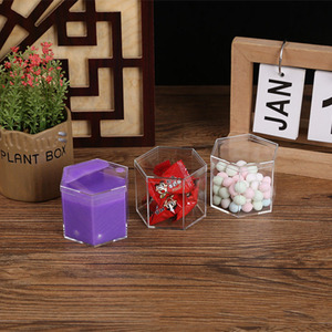 Boîte d'emballage en plastique PS recyclable en gros pour bonbons et cadeaux, bacs <span class=keywords><strong>de</strong></span> <span class=keywords><strong>rangement</strong></span> en plastique pour artisanat, 2,75 x 2,36 x 2,16 pouces - Product Image 1