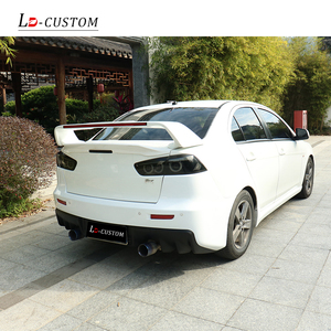 <span class=keywords><strong>Kit</strong></span> carrosserie adapté pour Mitsubishi Lancer EX, comprenant un pare-chocs avant et arrière séparés Lancer EX <span class=keywords><strong>Evo</strong></span>, un aileron arrière et des jupes latérales. - Product Image 6
