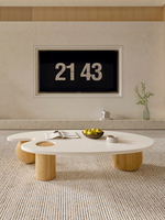 Table basse en bois irrégulière de style crème Table basse en bois créative et irrégulière de style moderne Wabi Sabi