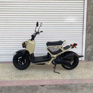 Autentico Giapponese Honda <span class=keywords><strong>Zuma</strong></span> 50c ZOOMER con Raffreddamento ad Acqua, Avviamento a Impulsi e Telaio in Lega di Alluminio - Product Image 4