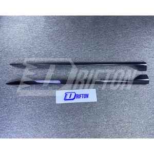 Falda lateral de fibra de carbono estilo GTAM para Alfa Romeo Giulia 2016-2023 - Product Image 1