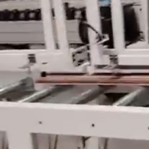 Ligne de production intégrée de machines intelligentes CNC pour <span class=keywords><strong>la</strong></span> fabrication de cadres de porte - Product Image 3