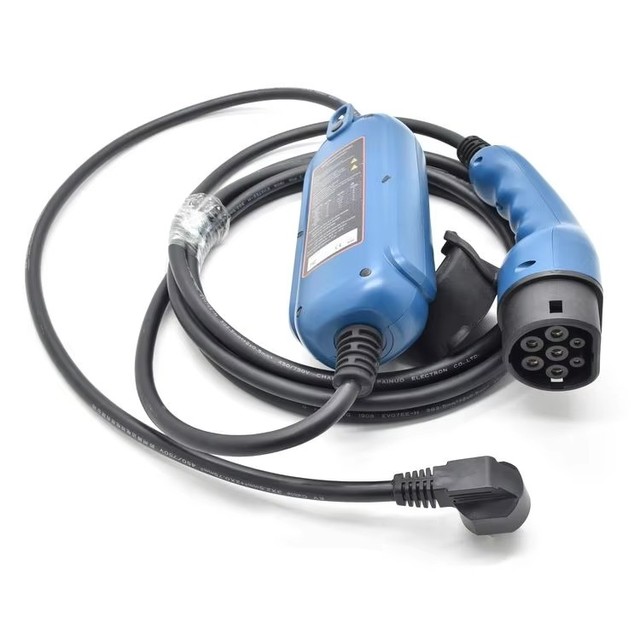 EV Charging Cable New Fashion Electric Vehicle Blue Control Box 5M PVC Cable 16A Mode 2 Type 2 EV Charging Connector