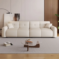 Canapé sectionnel moderne et minimaliste de luxe, tissu en velours résistant aux taches de haute qualité, rembourrage en latex naturel, design capitonné pour villas