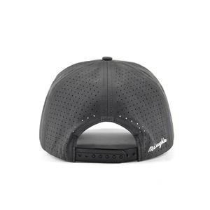 Gorra de Béisbol Deportiva Personalizada de Moda, 6 Paneles, Logotipo de PVC de Goma, Impermeable, con Orificios Perforados con Láser, Visera Curva, Gorra de Golf - Product Image 5