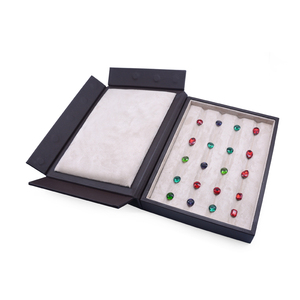 Plateau de présentation de bijoux rectangulaire moderne en cuir PU noir FORTE, écologique et de haute qualité, pour diamants et pierres précieuses - Product Image 4
