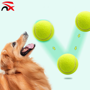 Venta al por mayor de juguetes de ejercicio para mascotas pelota de tenis de goma natural logotipo personalizado pelota de club de fibra química para mascotas y gatos pelota de juguete - Product Image 4