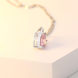 <span class=keywords><strong>Collana</strong></span> con Pendente <span class=keywords><strong>Cuore</strong></span> <span class=keywords><strong>dell</strong></span>'<span class=keywords><strong>Oceano</strong></span> in Argento 925 con Topazio e Diamante Rosa a Forma di <span class=keywords><strong>Cuore</strong></span> - Product Image 5