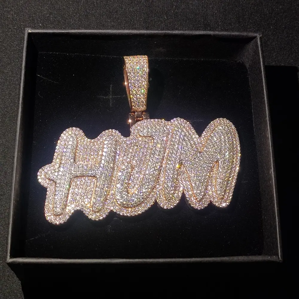 Di alta qualità VVS personalizzato Moissanite lettera ciondolo passa diamante Tester Hip Hop 925 in argento Sterling nome del diamante ciondolo