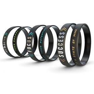 Benutzer definiertes Logo Wasserdichtes Mode-Gummi-Silikon-Armband-umwelt freundliche geprägte Werbe geschenke für Events und Festivals - Product Image 1